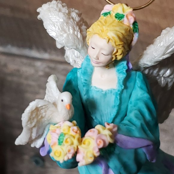 1999 HallMark Keepsake Ornament Inspirational Angel - Picture 7 of 10